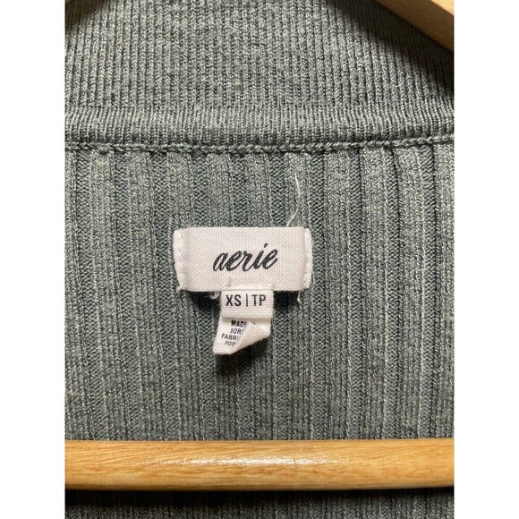 Aerie Ribbed Knit Button-Up Long Sleeve Crop Top SZ XS Minimalist Academia Green - Picture 2 of 8